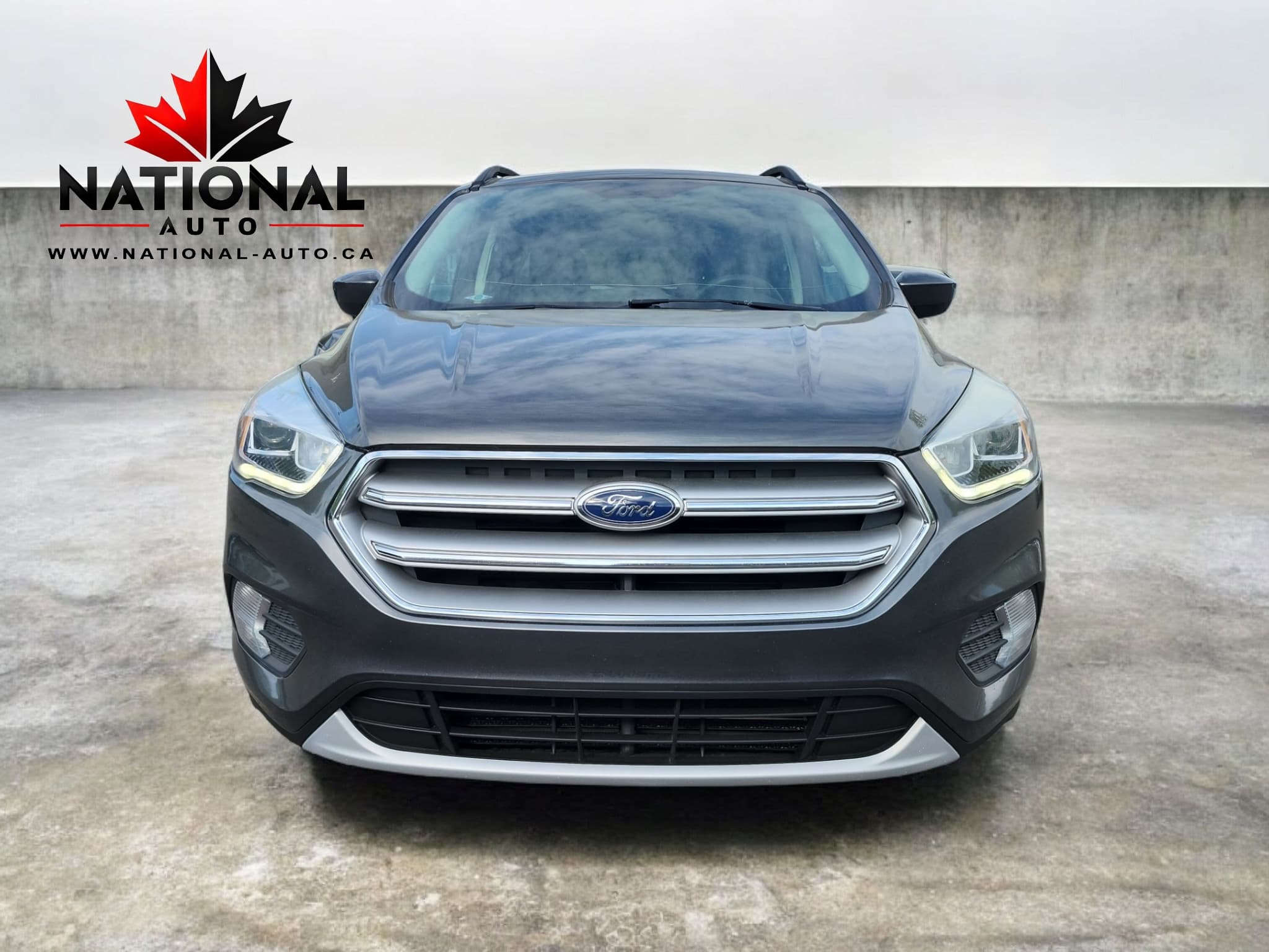 2017 Ford Escape SE photo 2