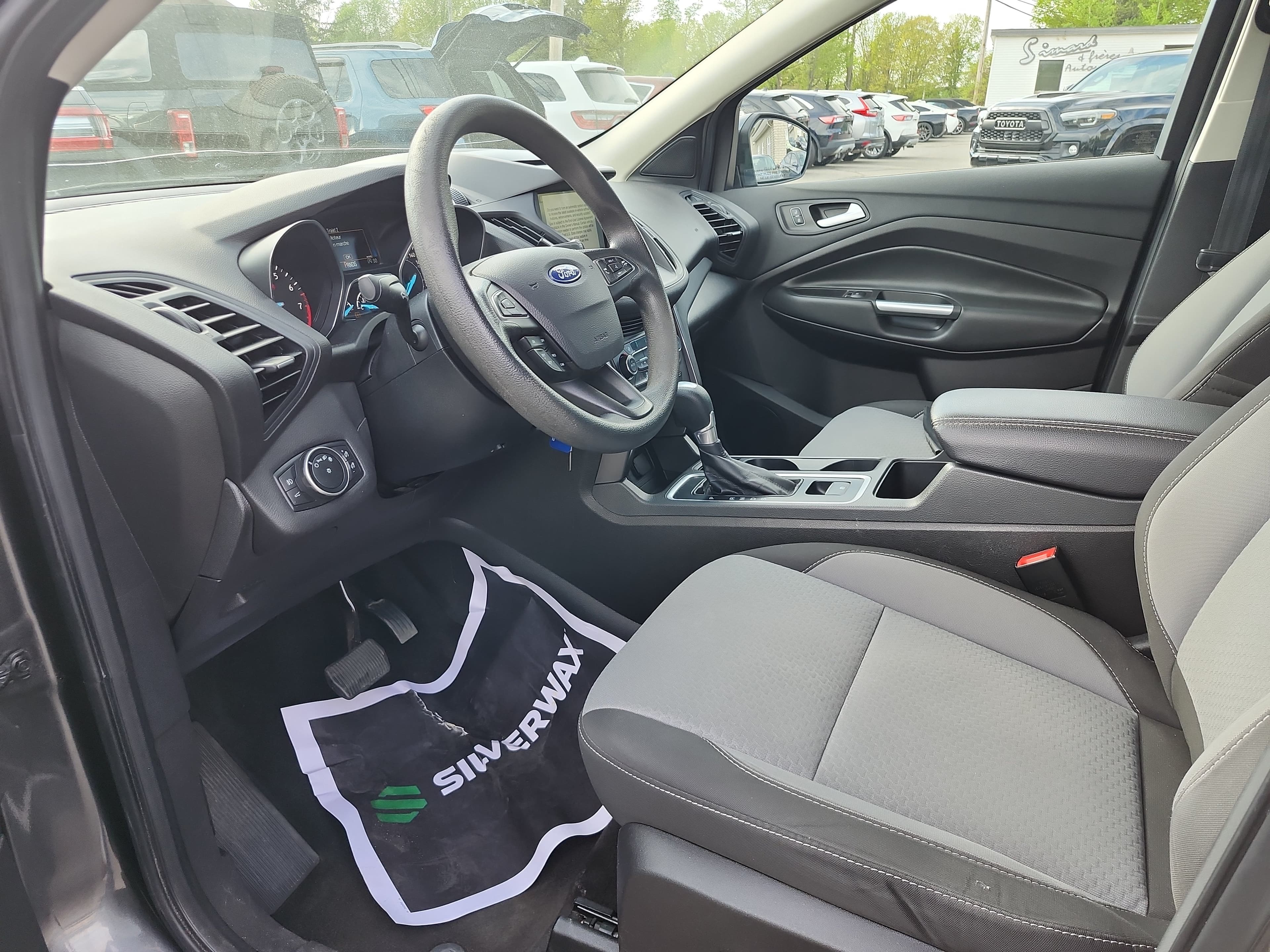 2017 Ford Escape SE photo 6
