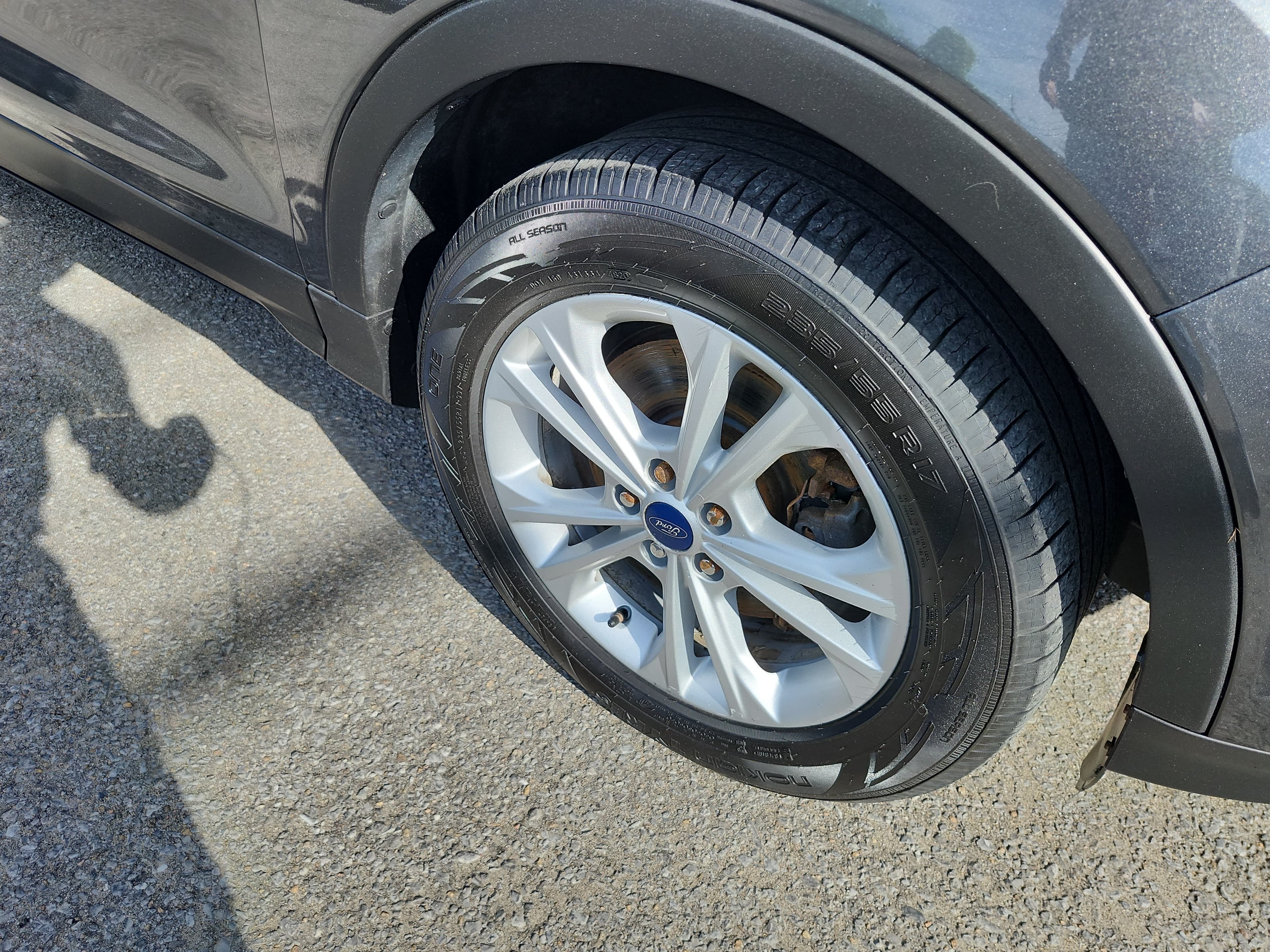 2017 Ford Escape SE photo 8