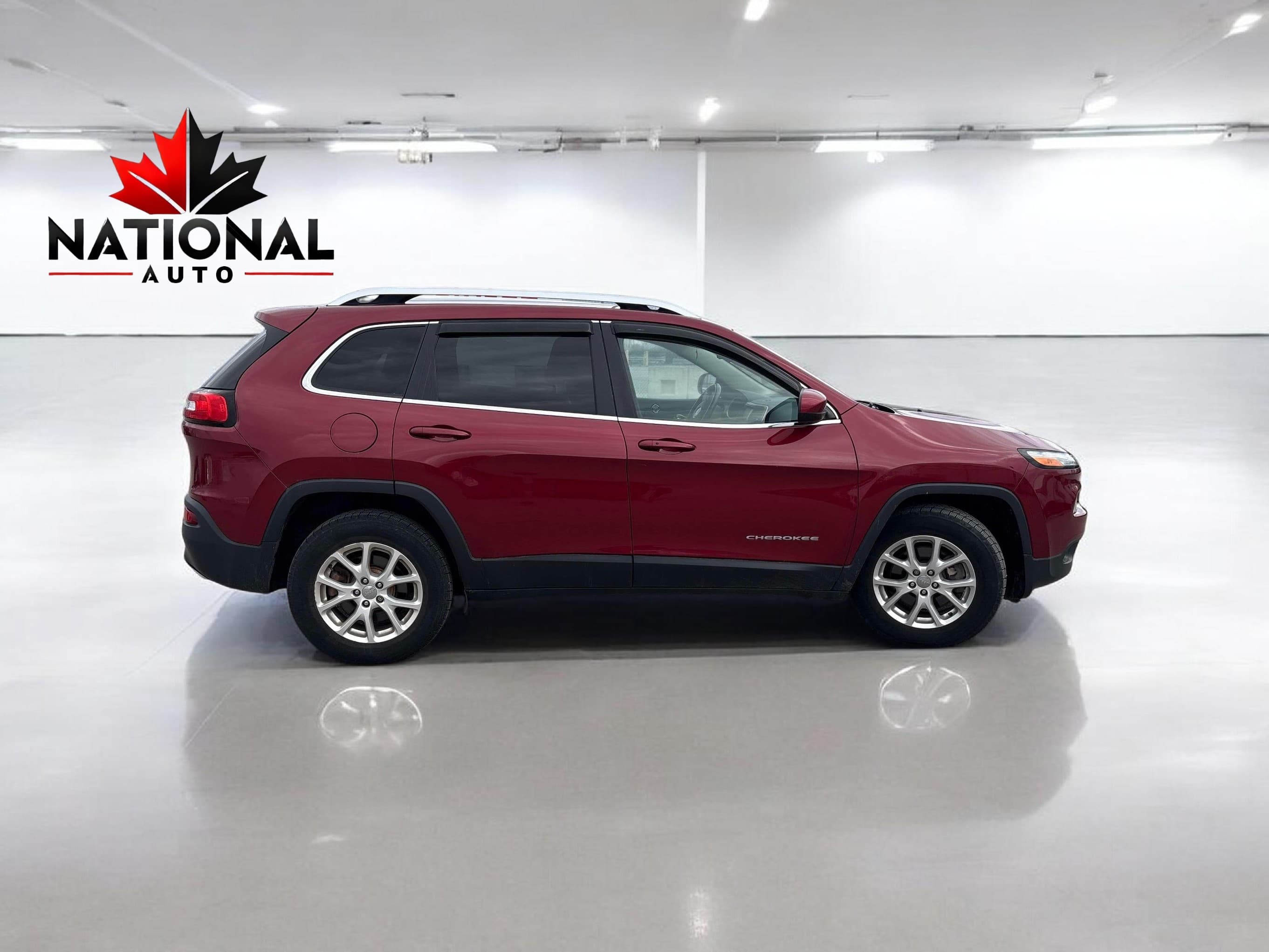 2016 Jeep Cherokee North photo 2
